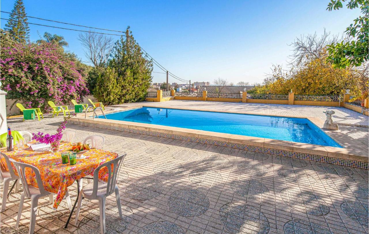 Lovely Home In Tomares With Kitchen Esterno foto