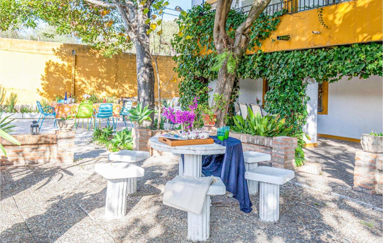 Lovely Home In Tomares With Kitchen Esterno foto